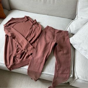 Alo Yoga set - size small. Crew neck sweater with waffle leggings.